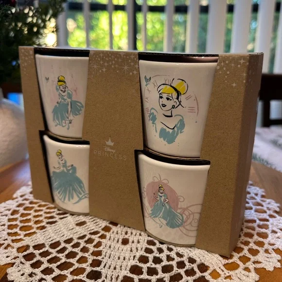 Ceramic “CINDERELLA” ramenki set - Picture 3 of 9